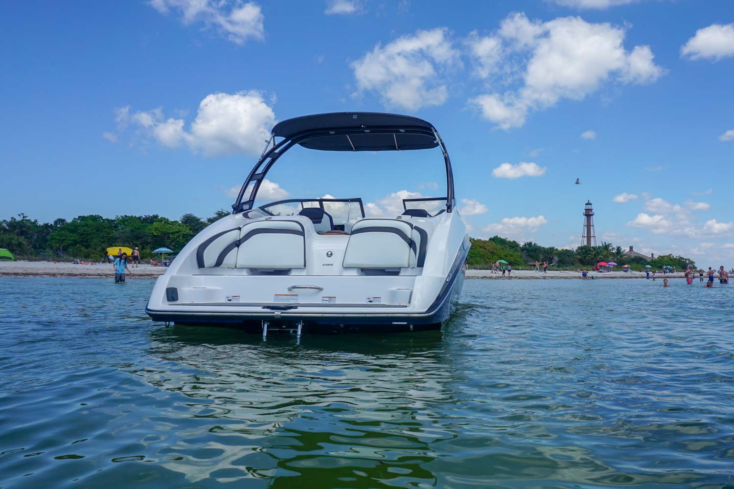 Yamaha AR240 Innenraum